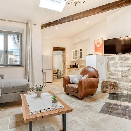 Villa Au Puits De La Cite - Terrasse Vue Cite - Wifi *