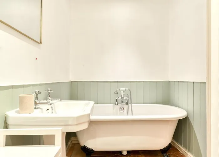 Au Puits De La Cite - Terrasse Vue Cite - Wifi Каркассон