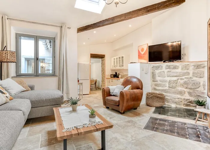 Villa Au Puits De La Cite - Terrasse Vue Cite - Wifi *